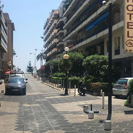 Studio Carré D'or Situé à 50 M De La Plage Apart-hotel Nice